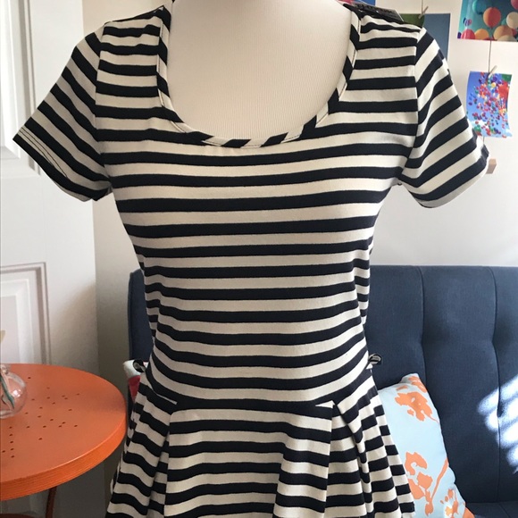 Striped peplum top (must see back!) - Picture 2 of 4